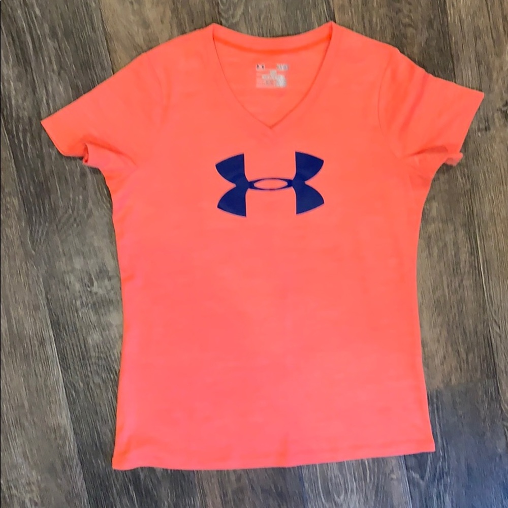 UA dri fit tee